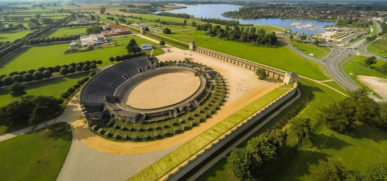 Wohnen Im Alten Amtsgericht Im Herzen Von Ксантен Экстерьер фото